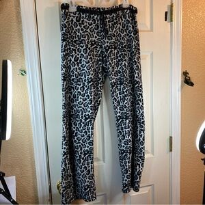 Colorado Clothing Women M Pajama Pants Sleepwear Cheetah Leopard Print Lounge
